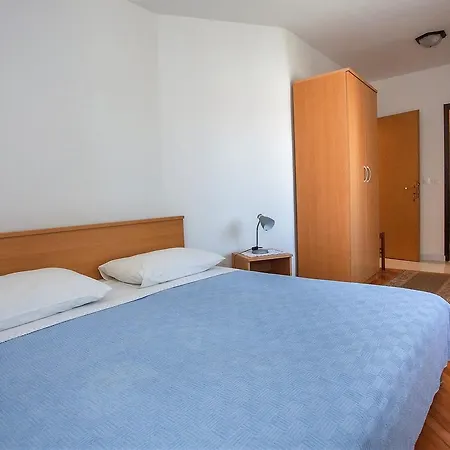 Funtana Rooms ゲストハウス